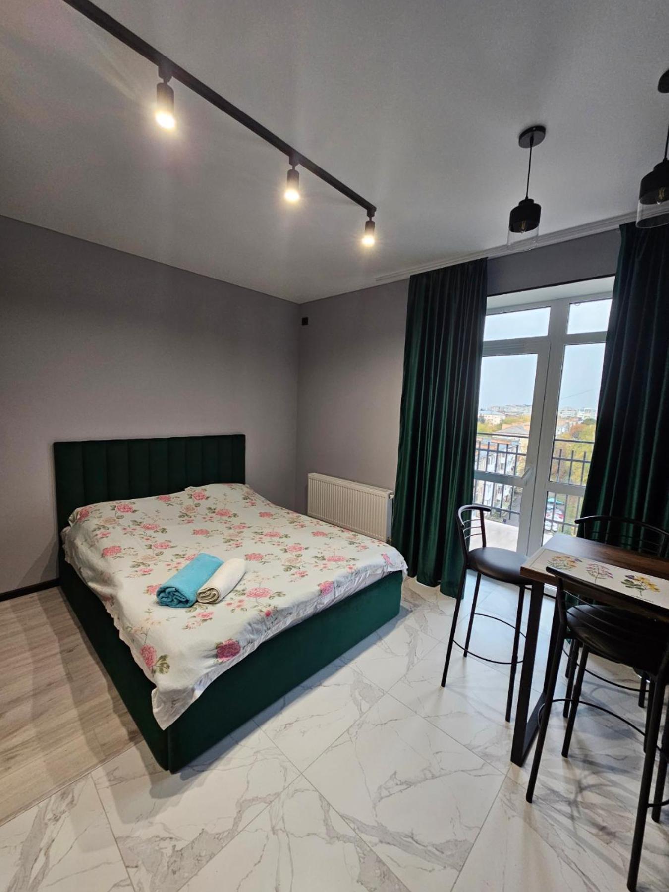 Apartament Жк Дрім Таун, Район Жд Вокзала Łuck Zewnętrze zdjęcie
